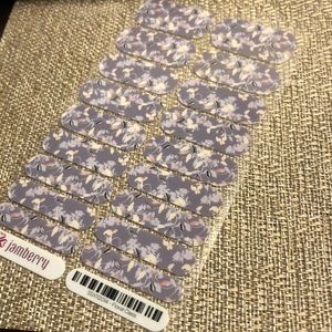 Jamberry full sheet, style “Floral oasis”